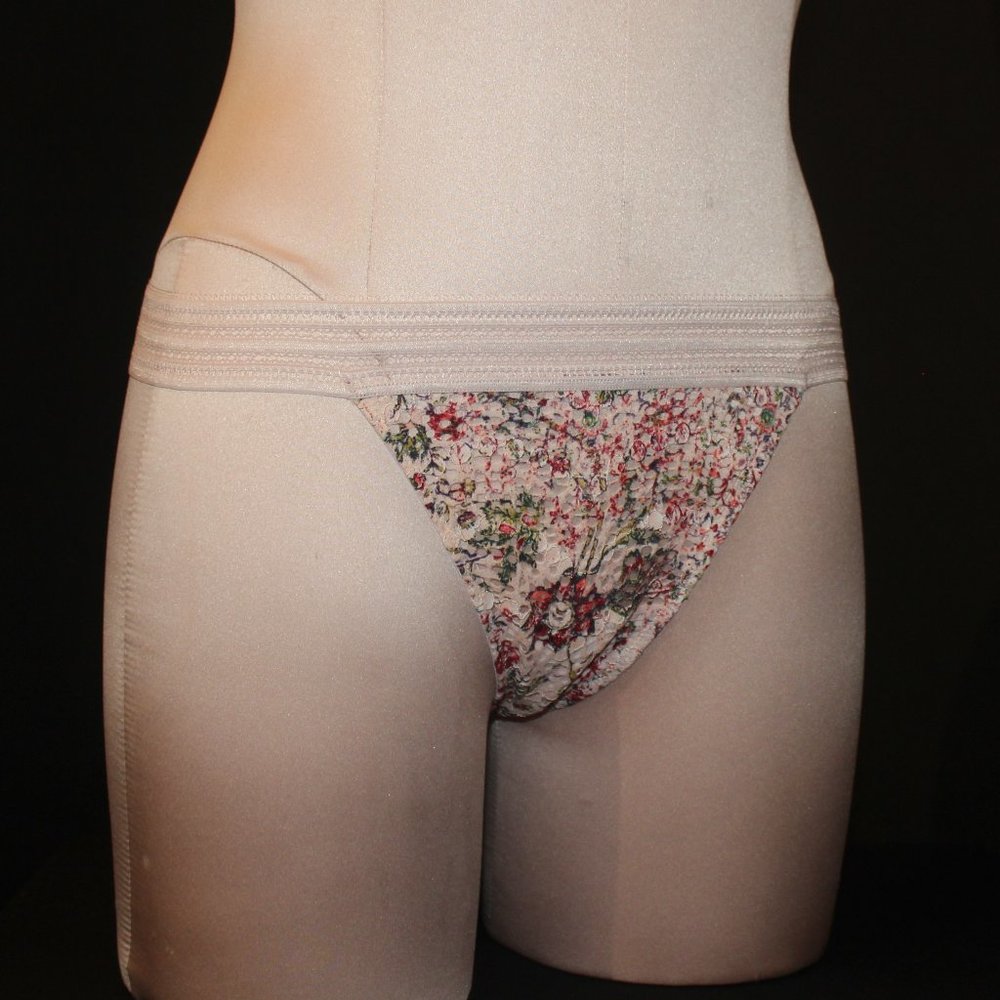 Victoria's Secret V-String Lace Thong